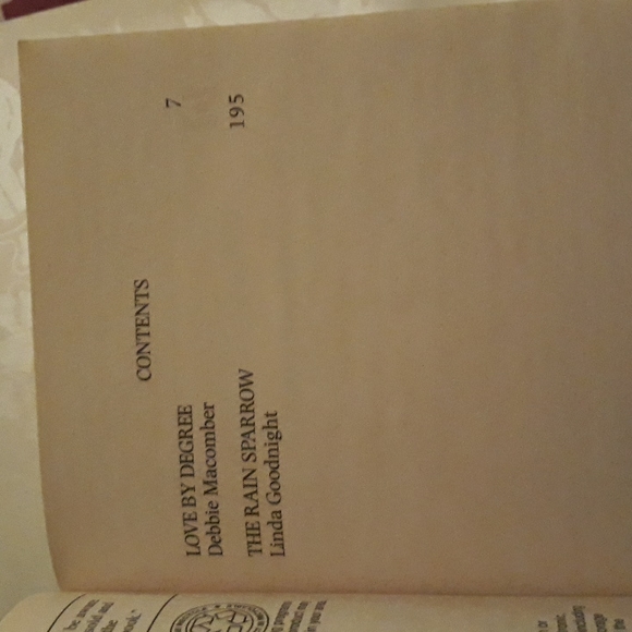 Debbie Macomber paperback, The Road To Love 2017 - Picture 4 of 5